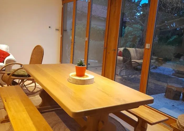 בית נופש Maison Loumagne - Pres De Marciac Monlezun